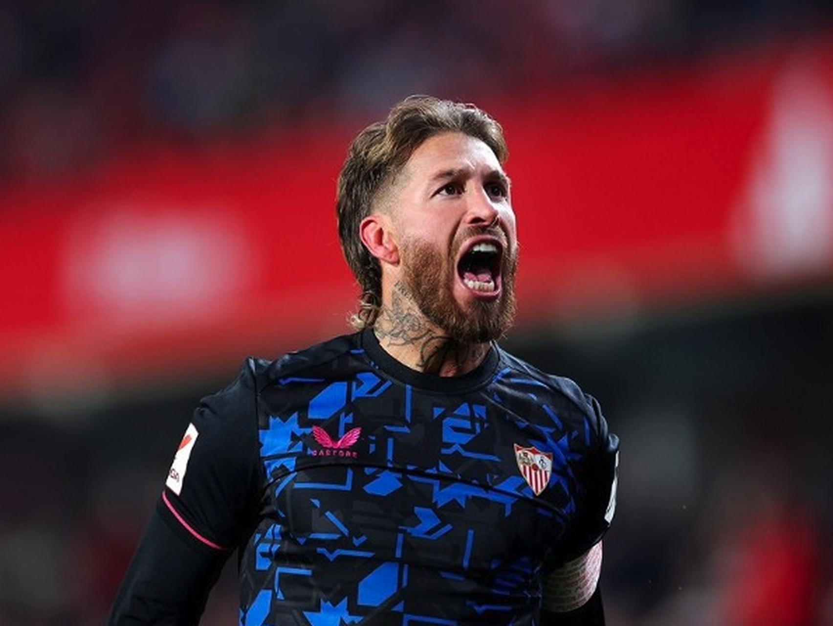 格拉纳达足球俱乐部最新消息