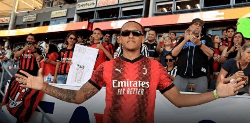 四川女篮成功签下了外籍超级球员坎贝奇